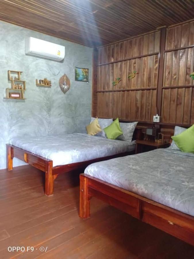 Hotel เรือนไทยใจสุขเอ๋ย à Ban Bang Wa Extérieur photo
