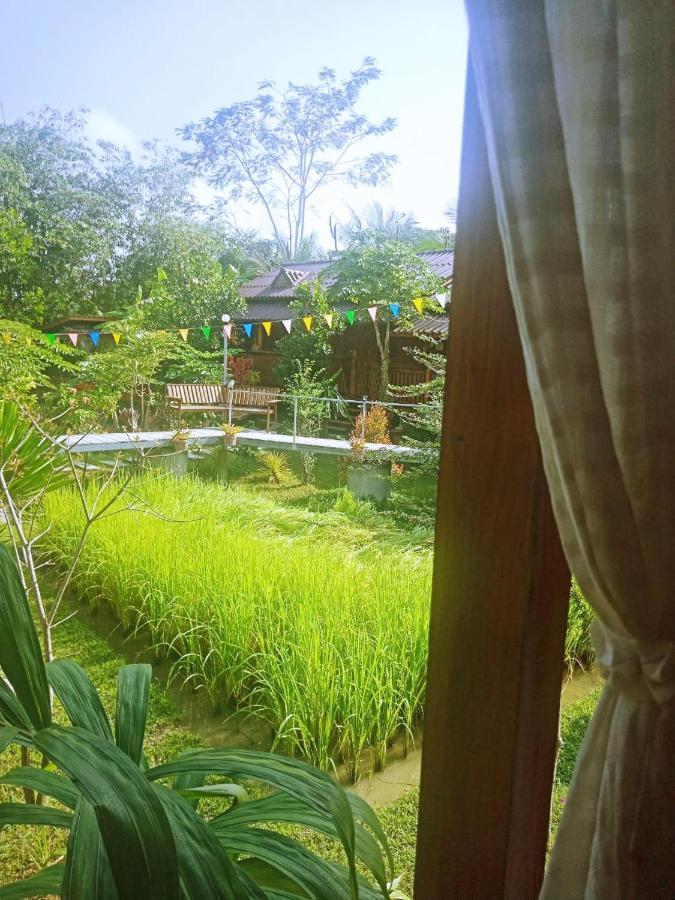 Hotel เรือนไทยใจสุขเอ๋ย à Ban Bang Wa Extérieur photo