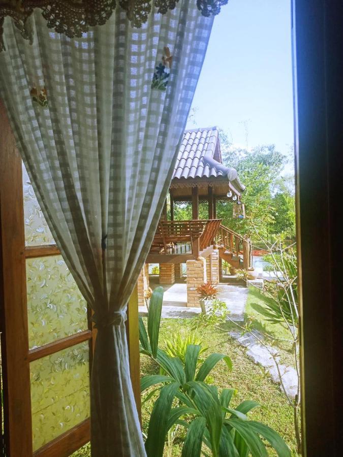 Hotel เรือนไทยใจสุขเอ๋ย à Ban Bang Wa Extérieur photo